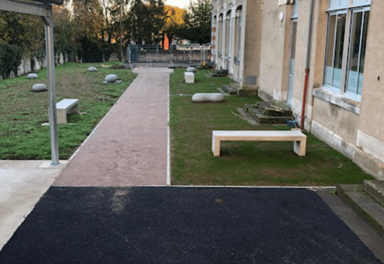 guyon mobilier en beton ecole gannat