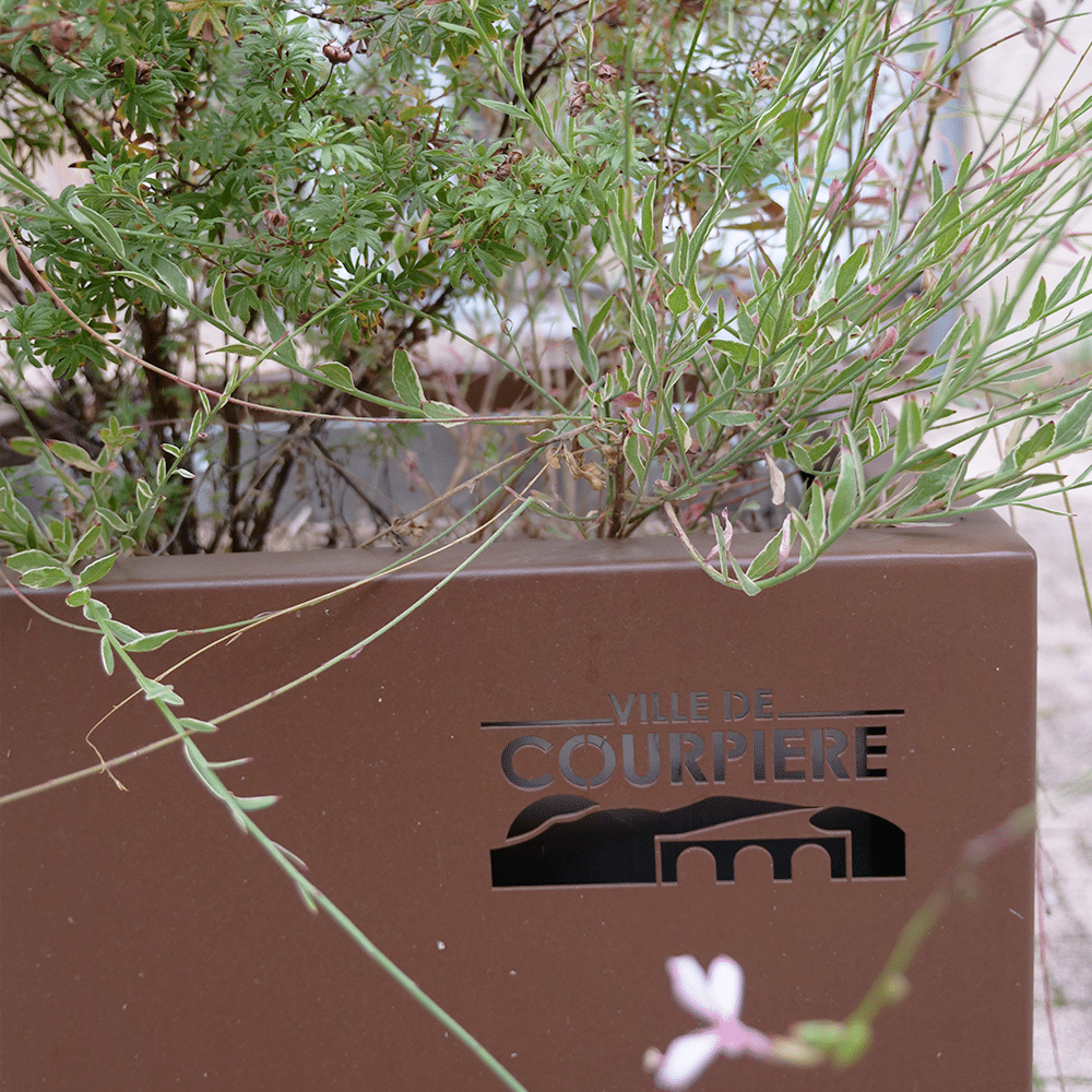 guyon bac a fleur personnalise ville de courpiere 2